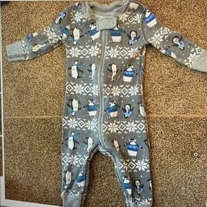 Hanna Andersson penguin organic pj's